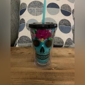 skull tumbler